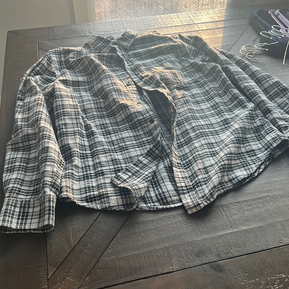Mossimo Men's Long Sleeve Button Down- M
